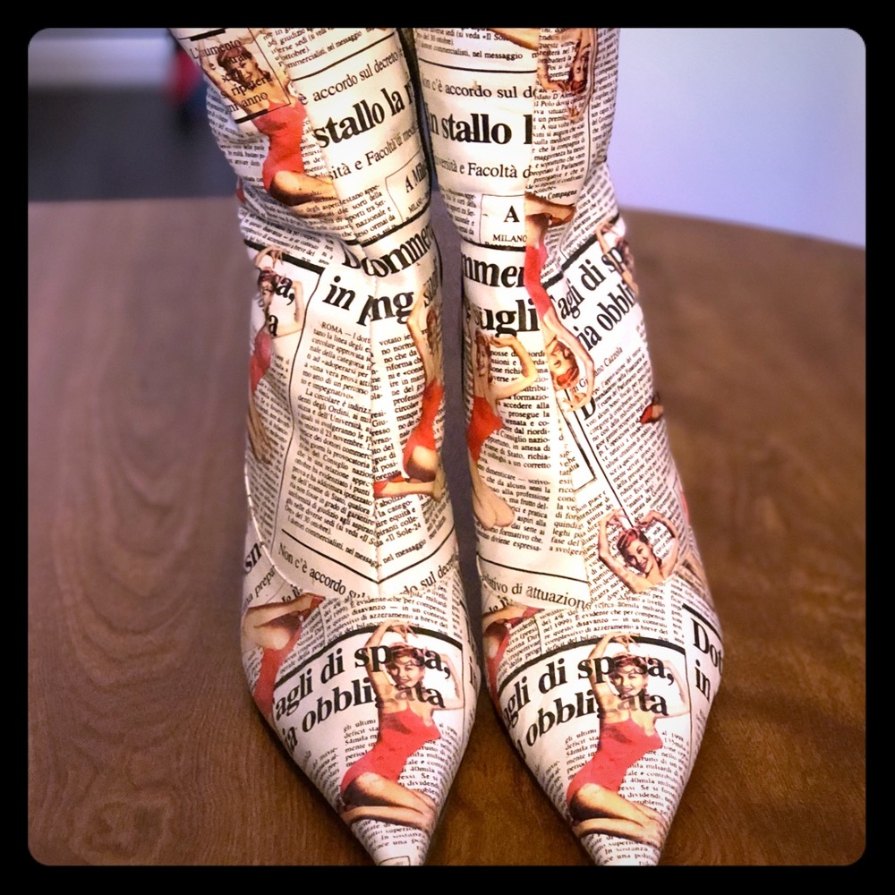 Italian PinUp Newsprint boots by Carlos Santana